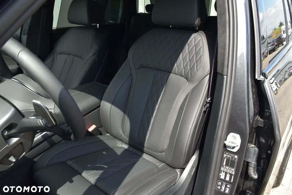 BMW X5 xDrive30d mHEV Individual Edition sport - 17