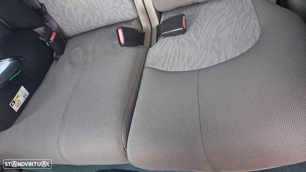 Land Rover Freelander 2.0 di - 10