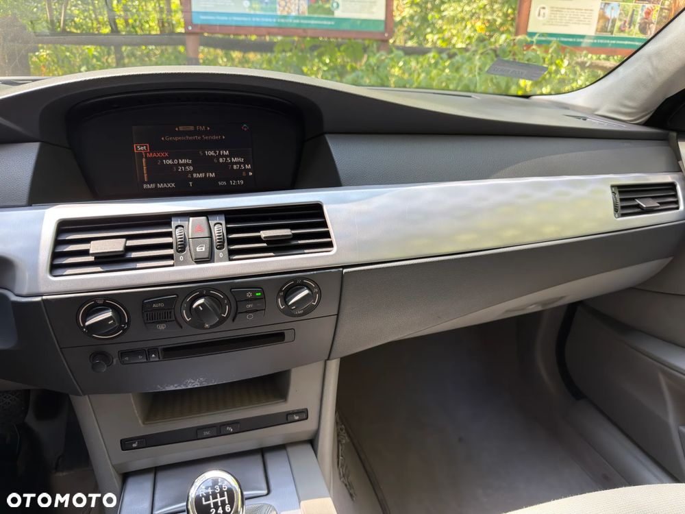 BMW Seria 5 - 16