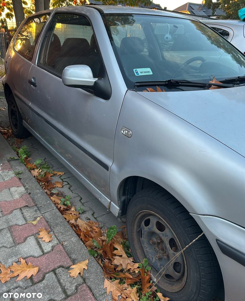 Volkswagen Polo 1.4 Comfortline - 4