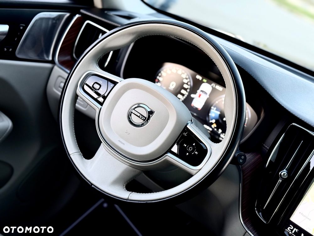 Volvo XC 60 D4 Inscription - 33