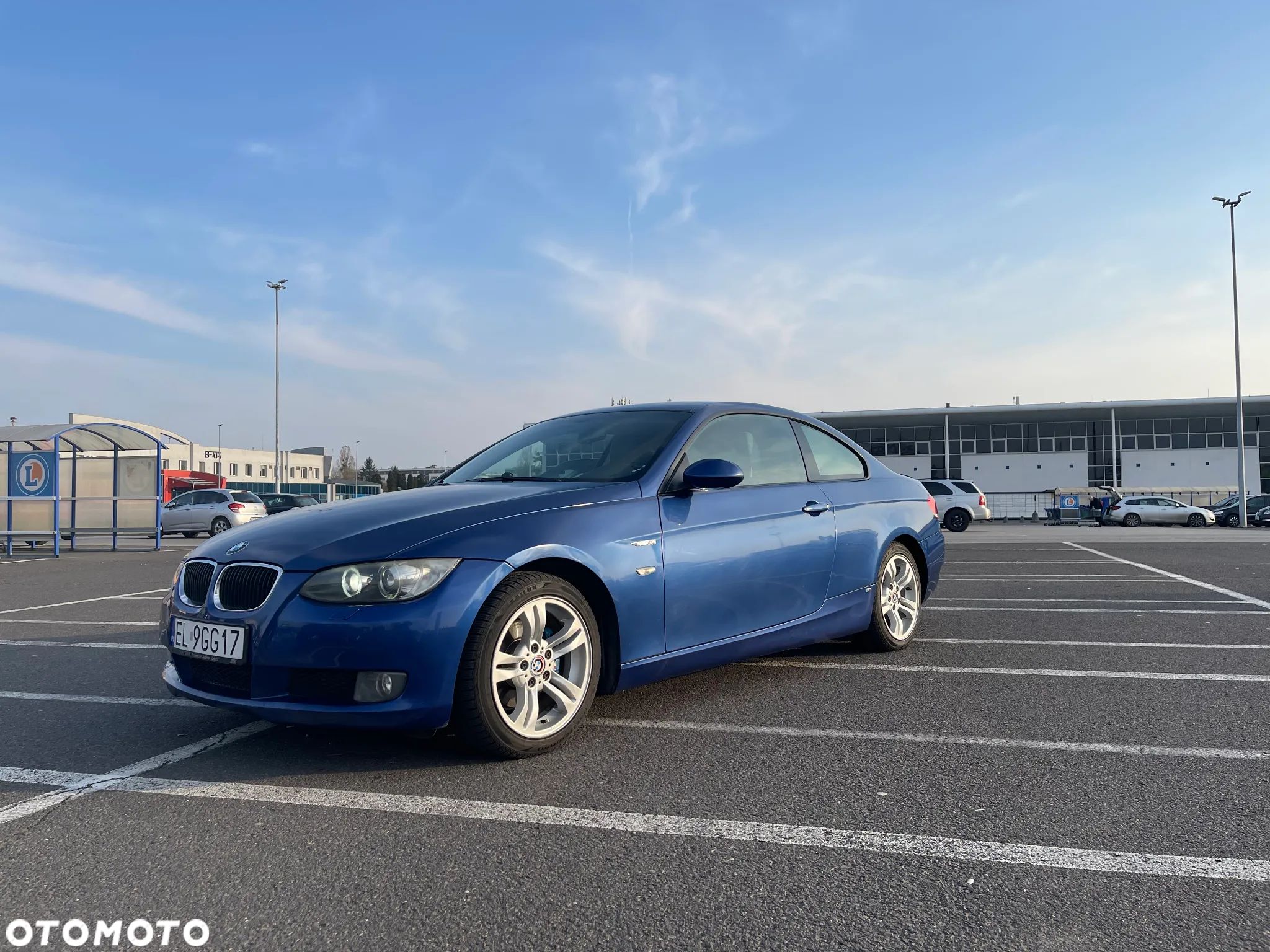 BMW Seria 3 320i Coupe - 1