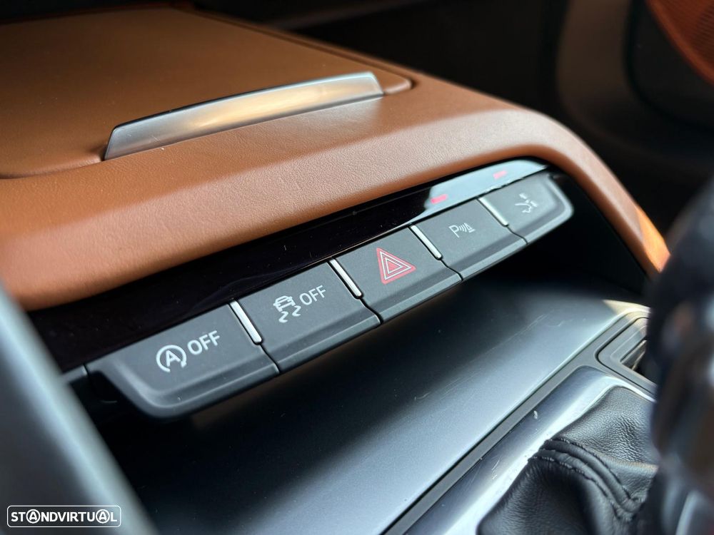 Audi R8 Coupé 5.2 FSI V10 S tronic - 19