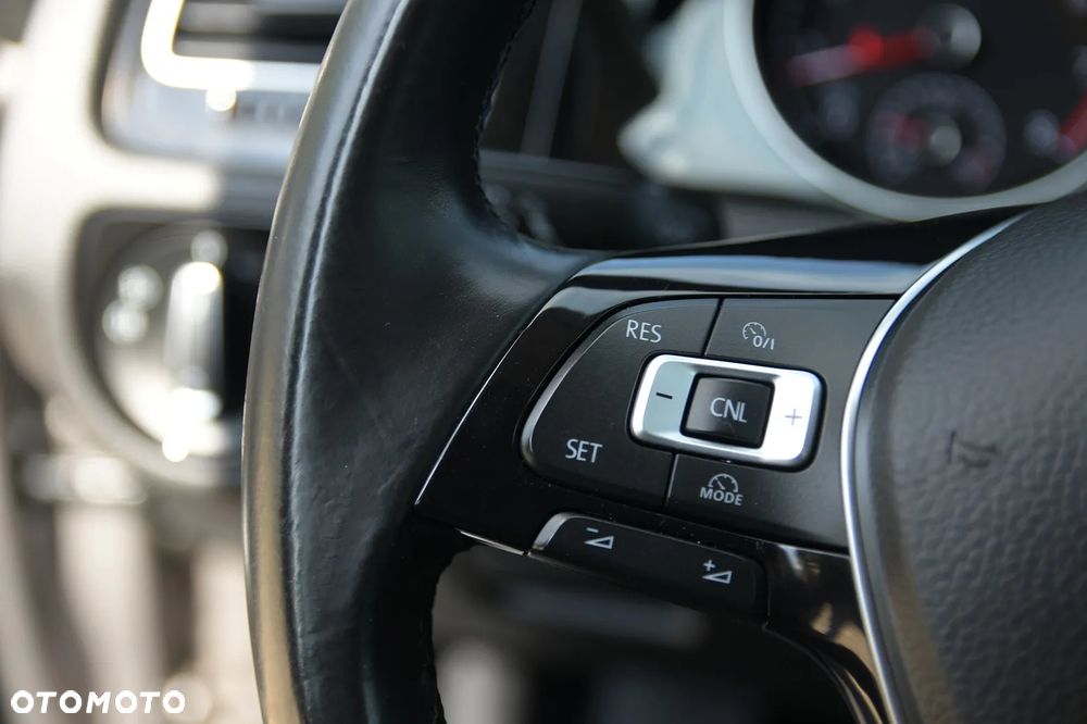 Volkswagen Golf 1.4 TSI BlueMotion Technology Highline - 29