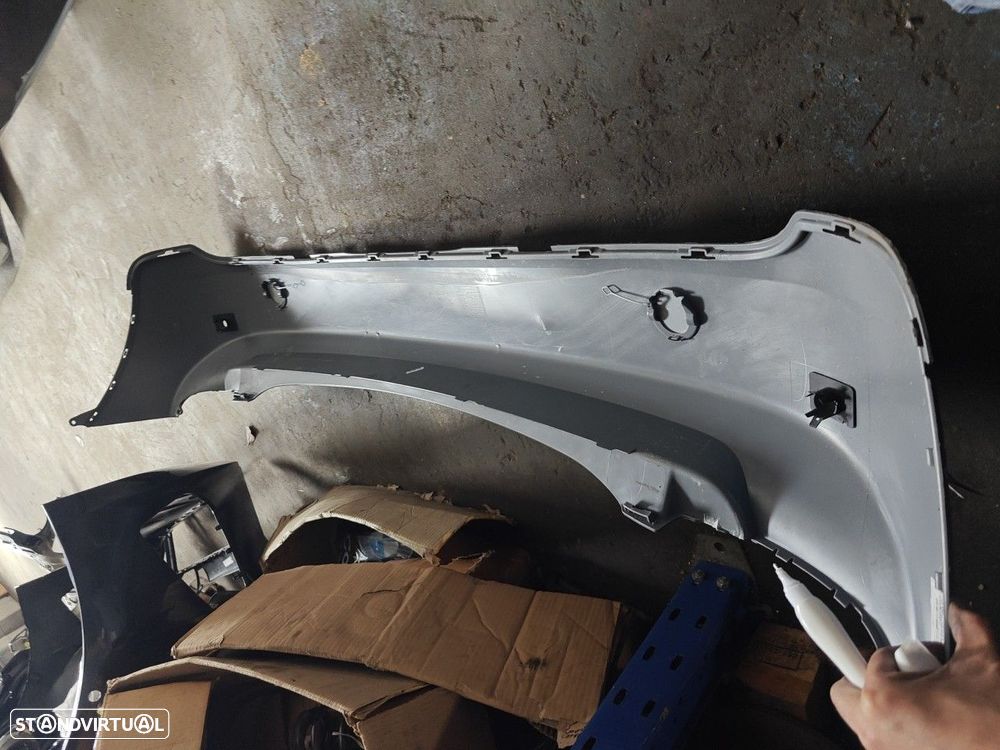 Parachoques Trás / Para Choques Traseiro Nu Mini Mini (F55)  7318822 - 9