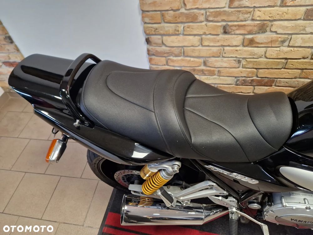 Yamaha XJR - 28