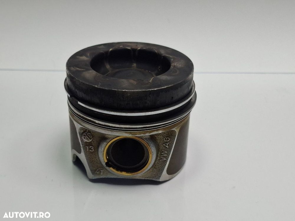 Piston motor VOLKSWAGEN TRANSPORTER VI Bus SGB, SGG, SGJ 2015 - 2020 2.0 TDI CXGA 04L107065A - 1