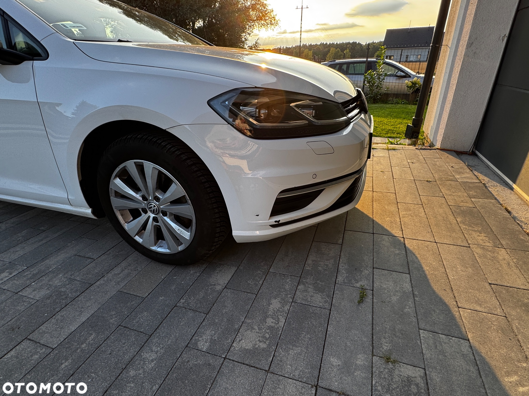 Volkswagen Golf VII 1.6 TDI BMT Comfortline - 4