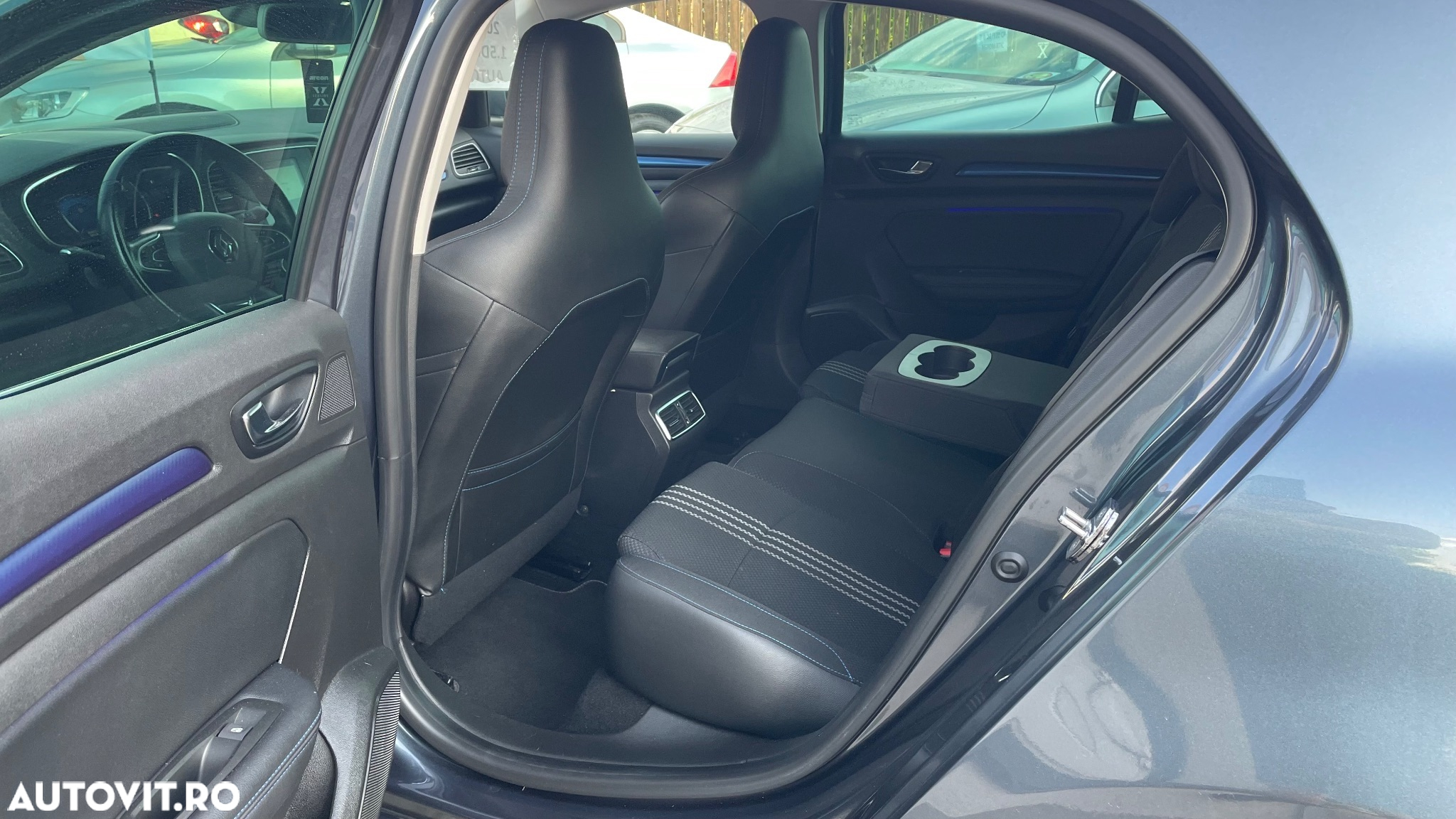 Renault Megane ENERGY dCi 110 EDC GT LINE - 6