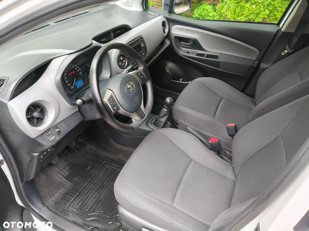 Toyota Yaris 1.5 Active - 14