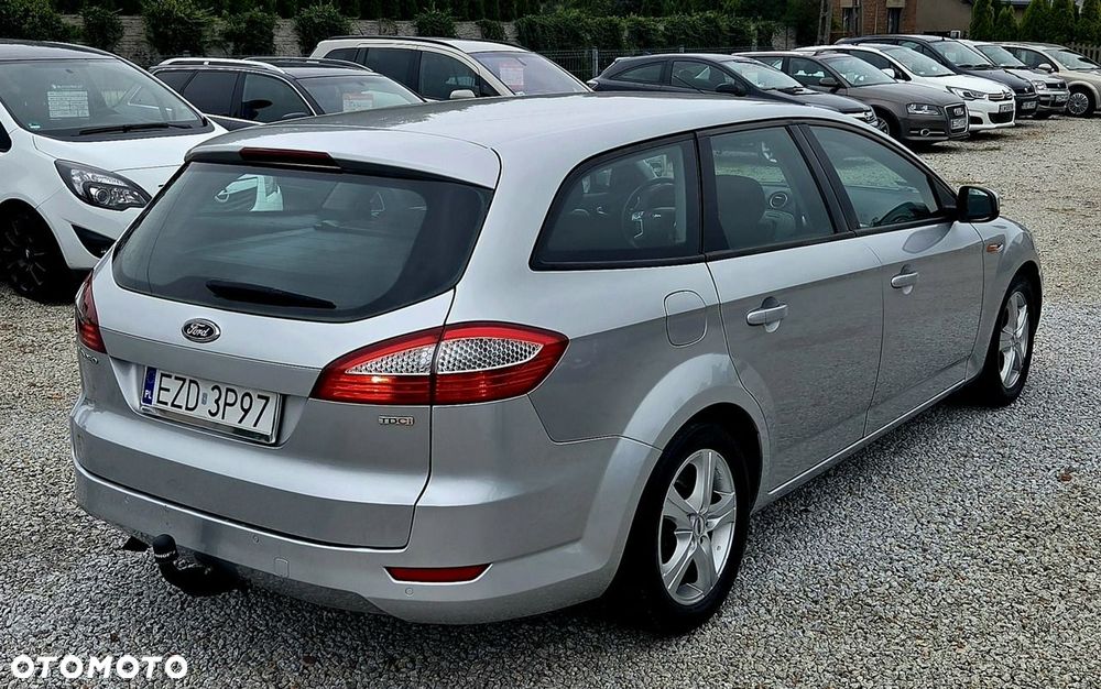 Ford Mondeo - 16