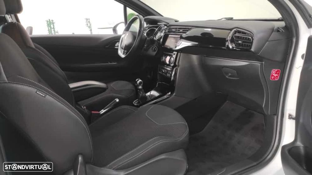 Citroën DS3 1.6 HDi Airdream So Chic - 7