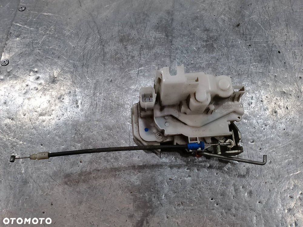 ZAMEK DRZWI PRAWY PRZÓD FIAT DOBLO III 51975078 - 6