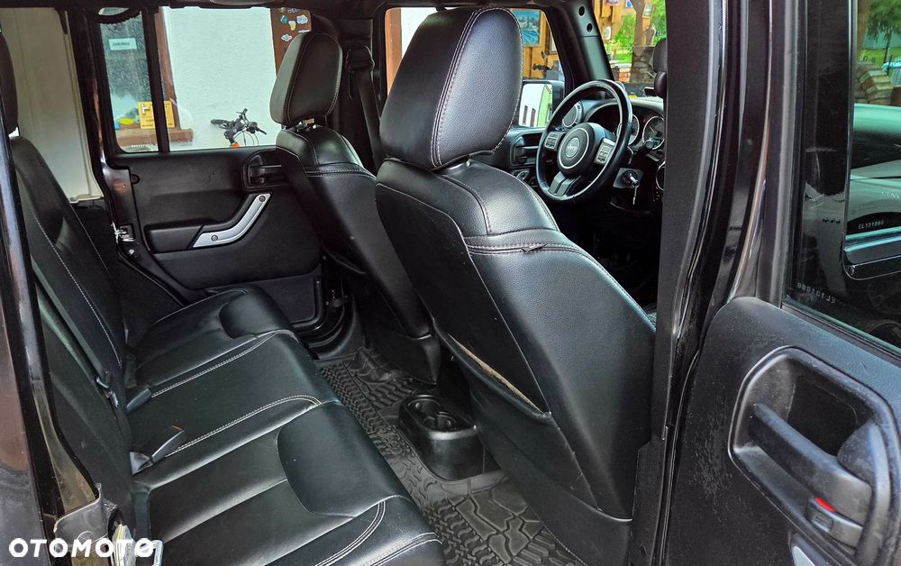 Jeep Wrangler Unlimited 2.8 CRD DPF Automatik Sahara - 6