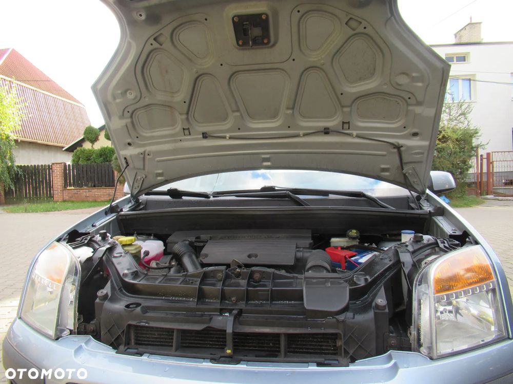 Ford Fusion 1.4 + - 40