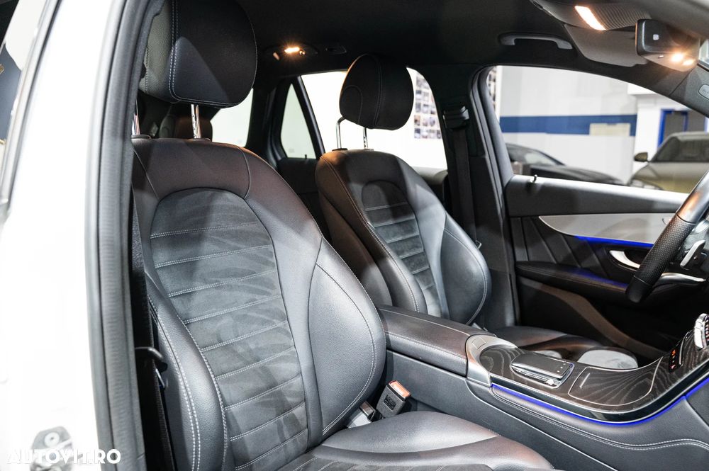 Mercedes-Benz GLC 220 d 4Matic 9G-TRONIC AMG Line - 32