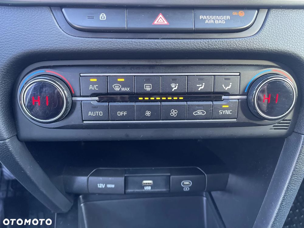 Kia XCeed 1.5 T-GDI M - 21