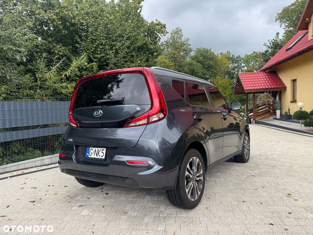 Kia Soul - 10