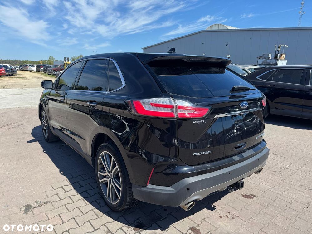 Ford Edge - 4