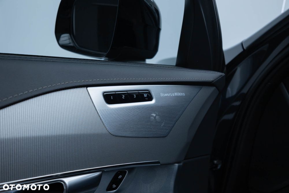 Volvo XC 90 T8 AWD Recharge Geartronic RDesign Edition - 37