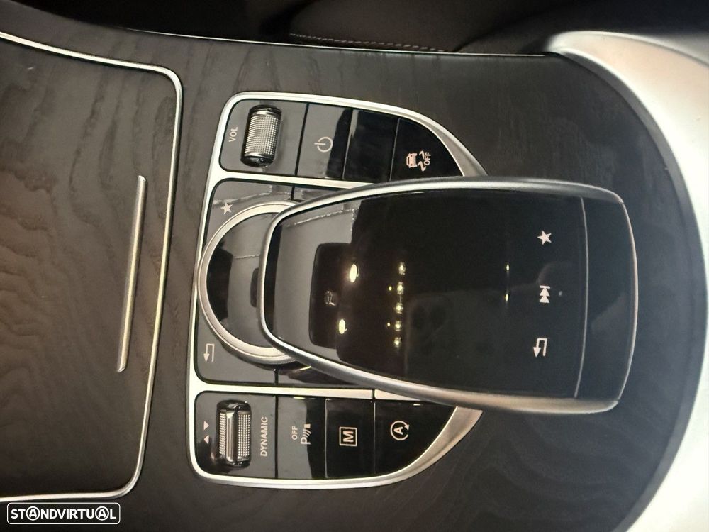 Mercedes-Benz GLC 250 d 4Matic 9G-TRONIC AMG Line - 20