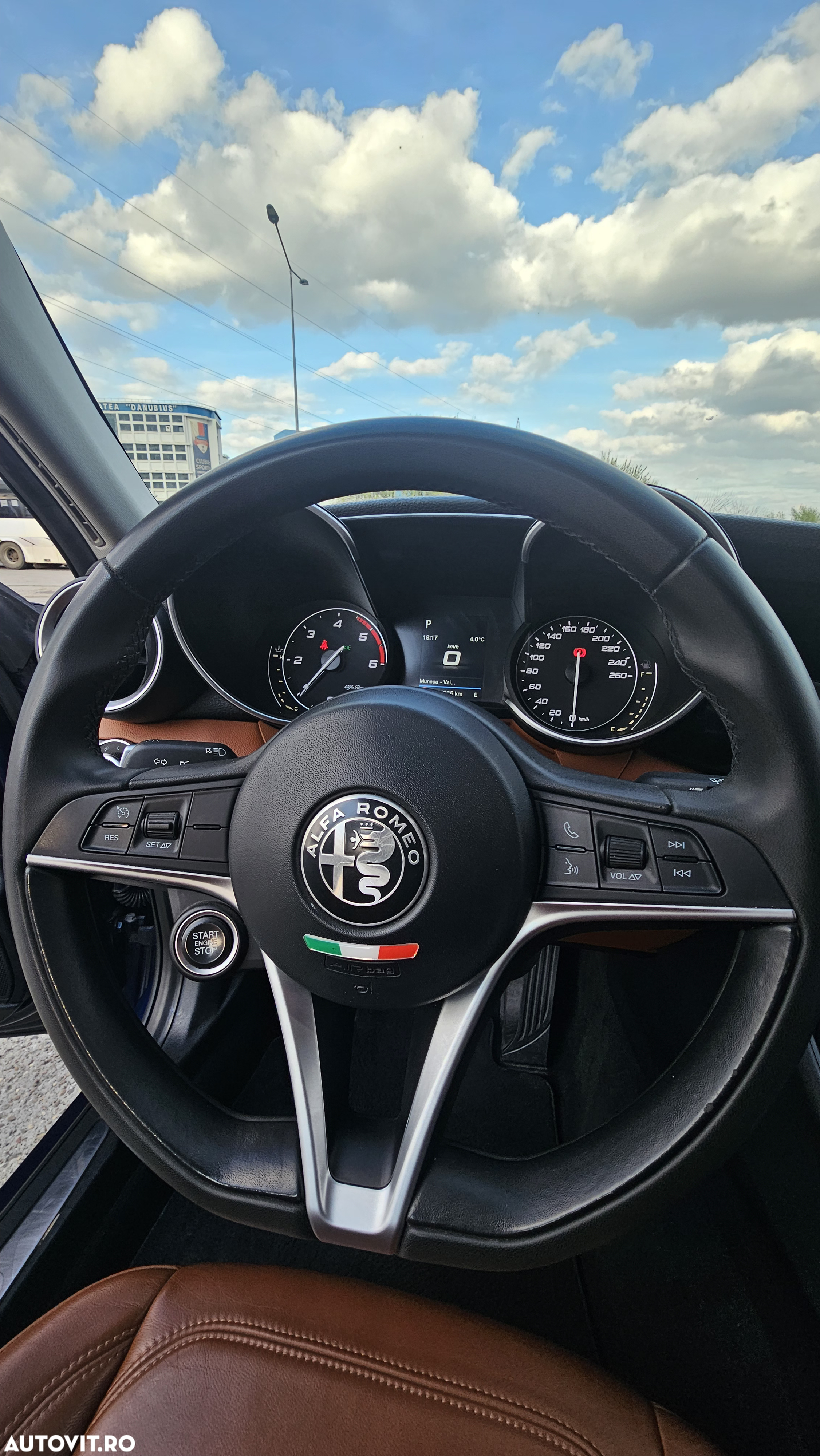 Alfa Romeo Giulia - 16