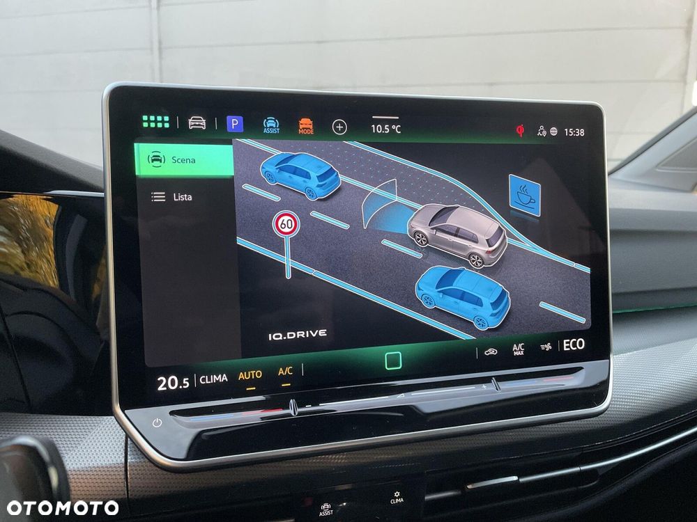 Volkswagen Golf - 25