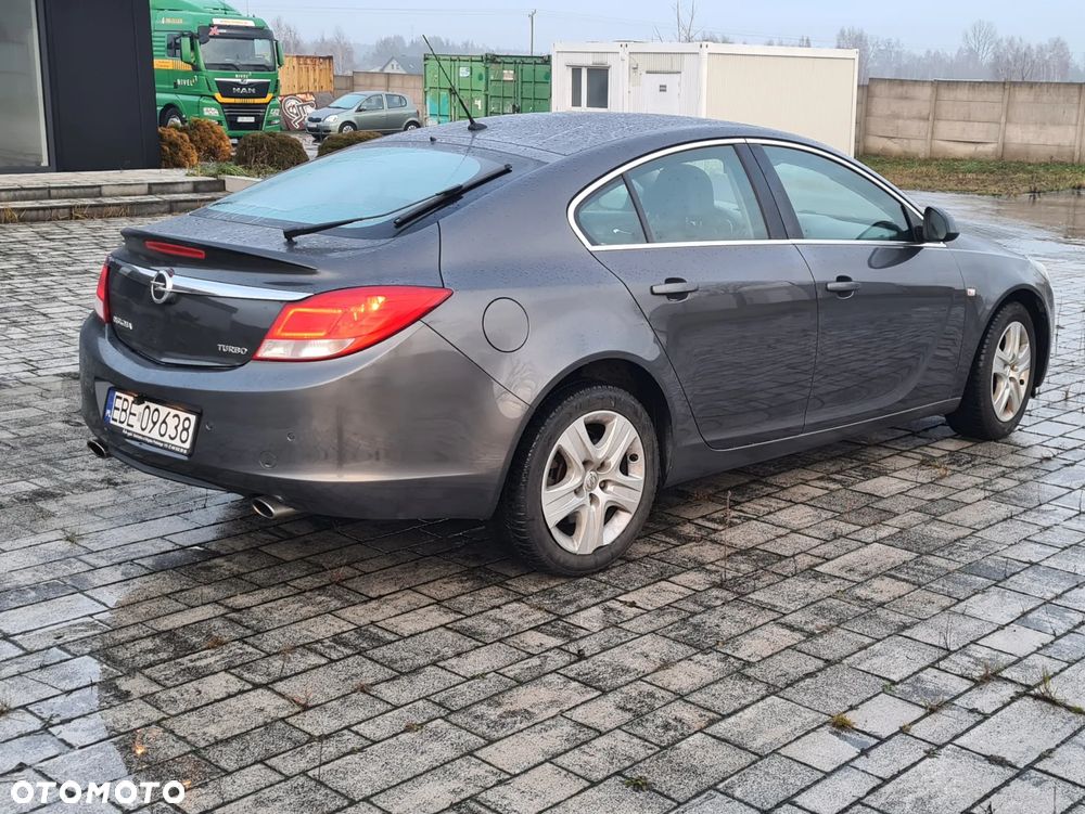Opel Insignia 1.6 Turbo - 4