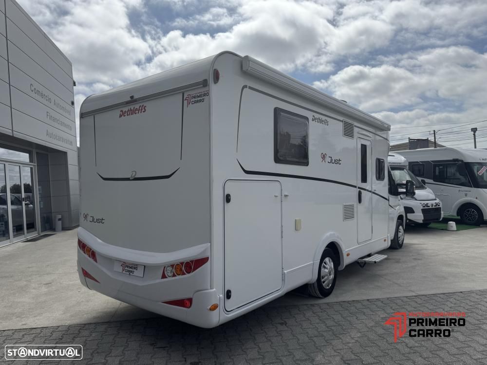 Dethleffs T 7052 DMB Just c.central e basculante - 41
