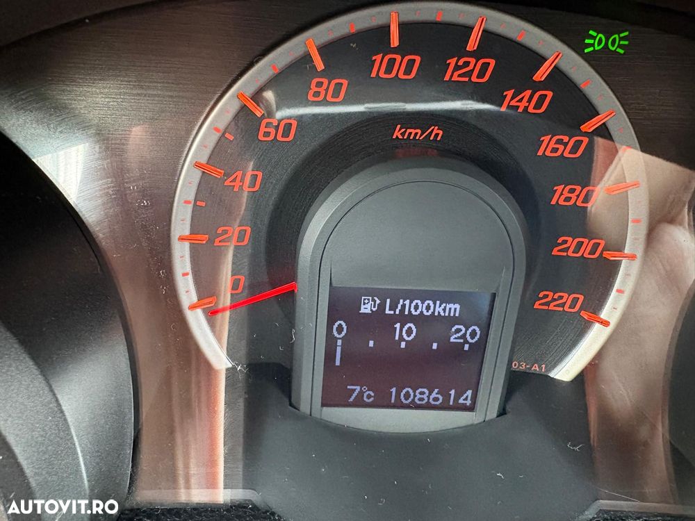 Honda Jazz 1.4 SOHC i-VTEC MT Comfort - 4
