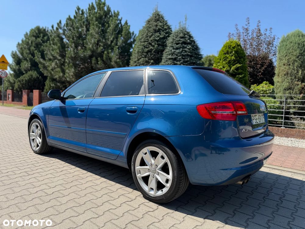 Audi A3 Sportback - 4