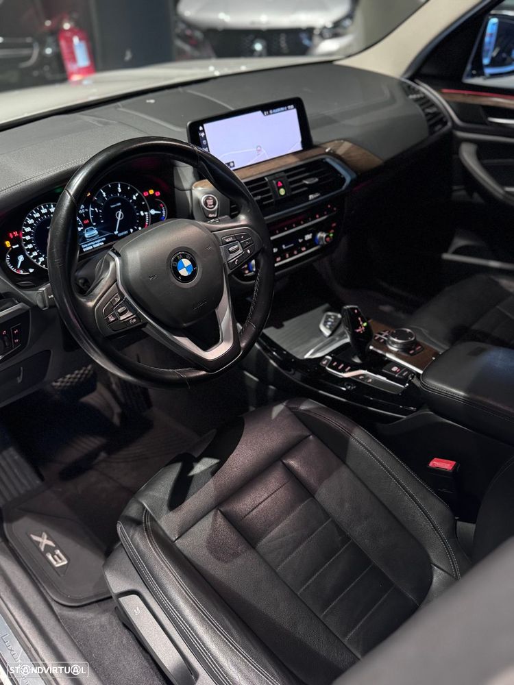 BMW X3 20 d xDrive Line Luxury - 26