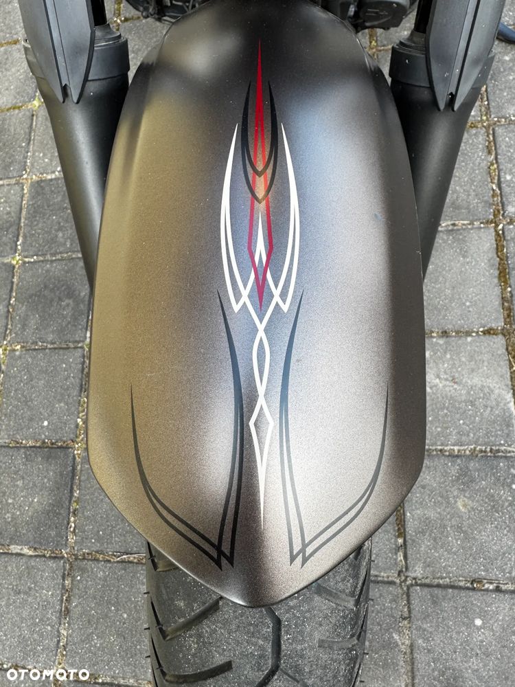 Yamaha Raider - 9