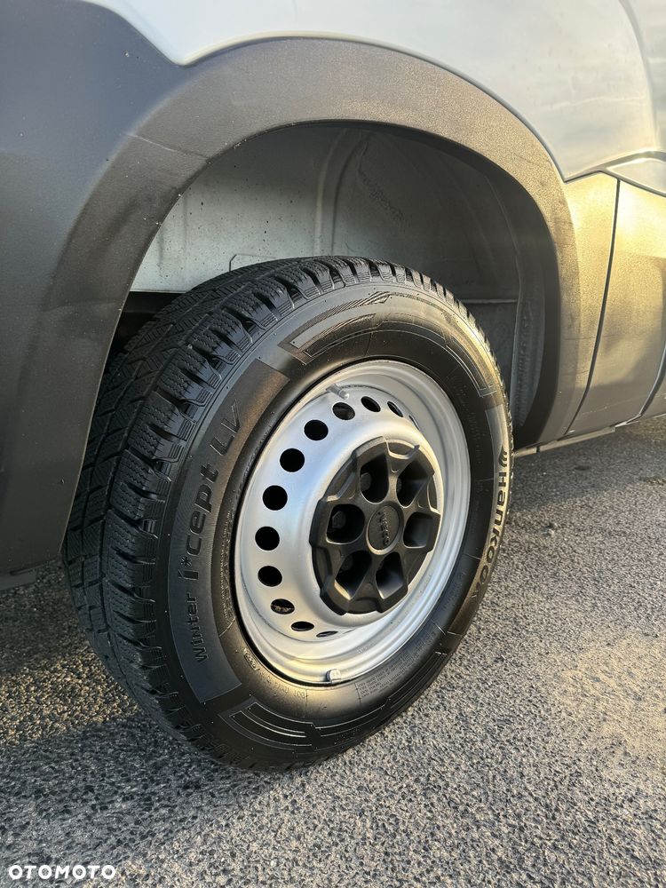 Iveco Daily 35S14 - 15