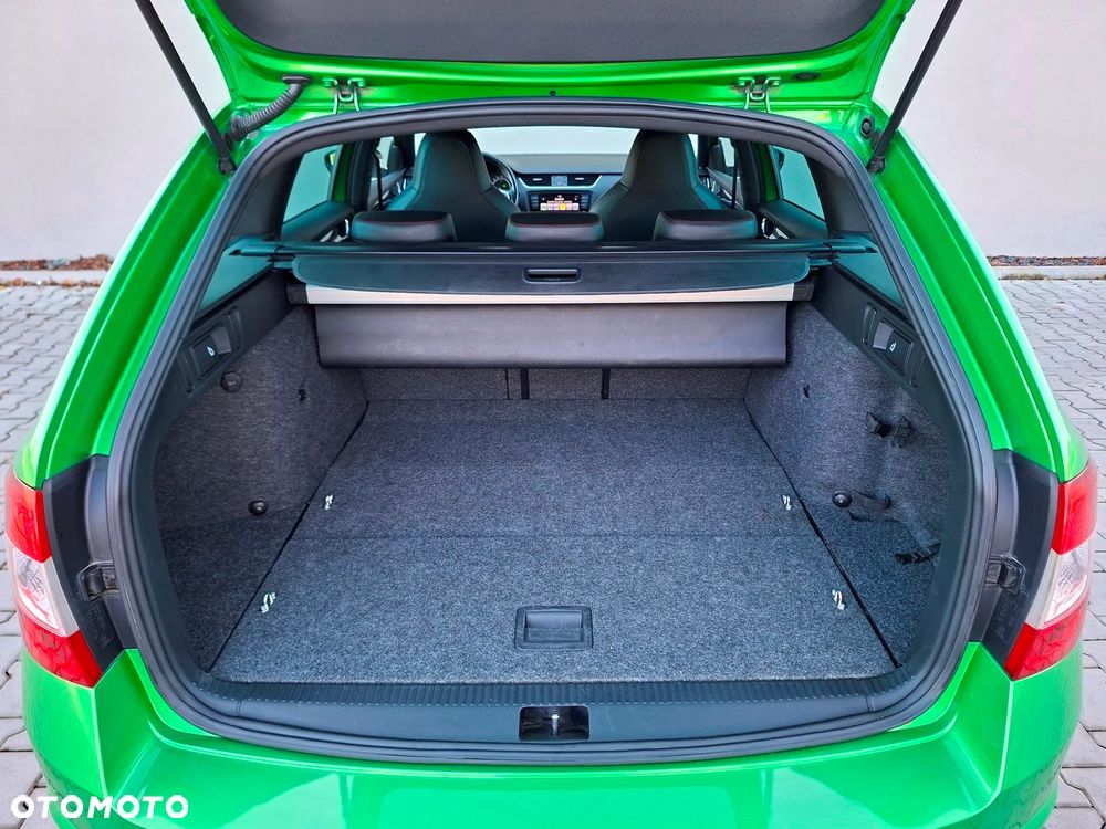 Skoda Octavia 2.0 TDI DSG RS - 26