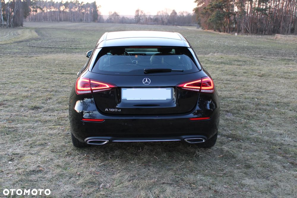 Mercedes-Benz Klasa A 180 d 8G-DCT Progressive - 5