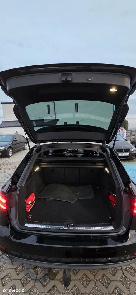 Audi A4 Avant - 11