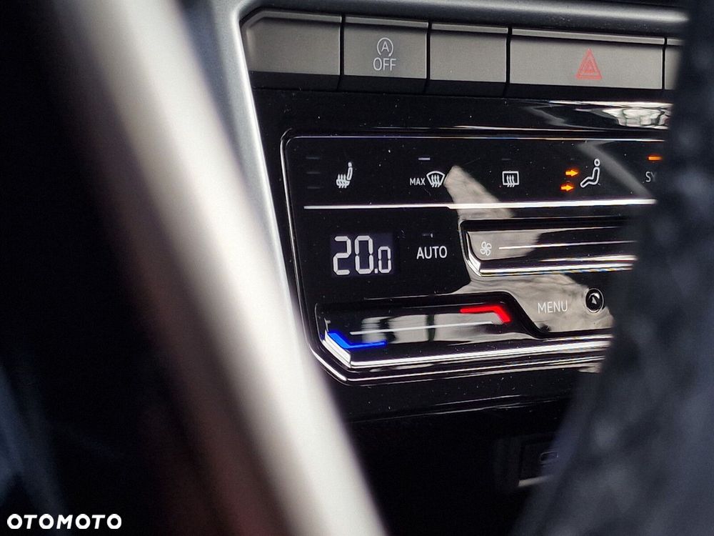 Volkswagen T-Roc 1.5 TSI Life DSG - 31