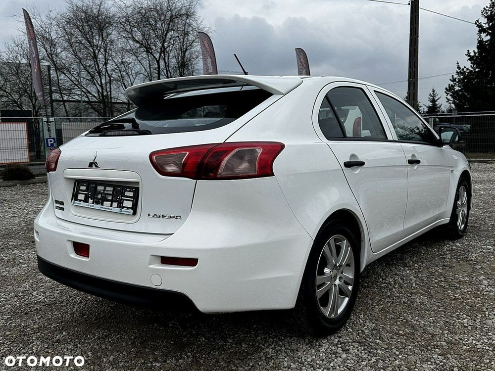 Mitsubishi Lancer - 6