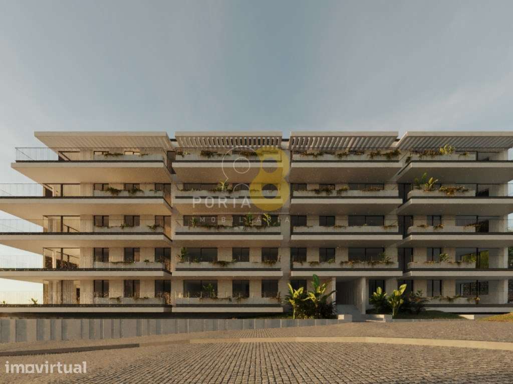 Apartamento T2 com Varanda e Vista Mar 1ª linha - Grande imagem: 2/21
