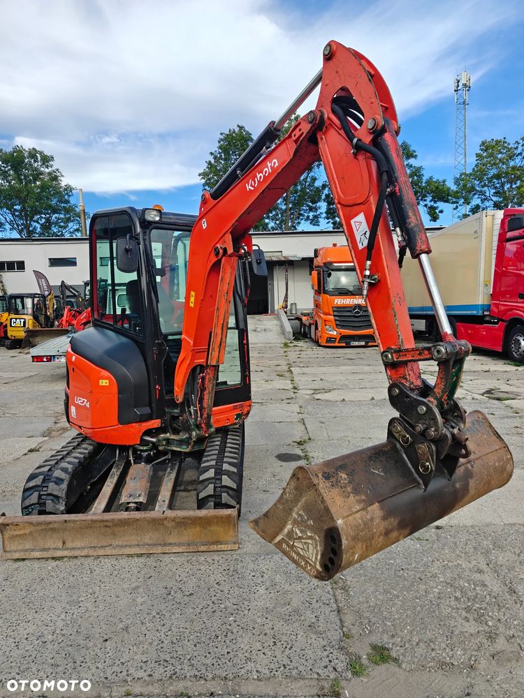 Kubota U27 - 8