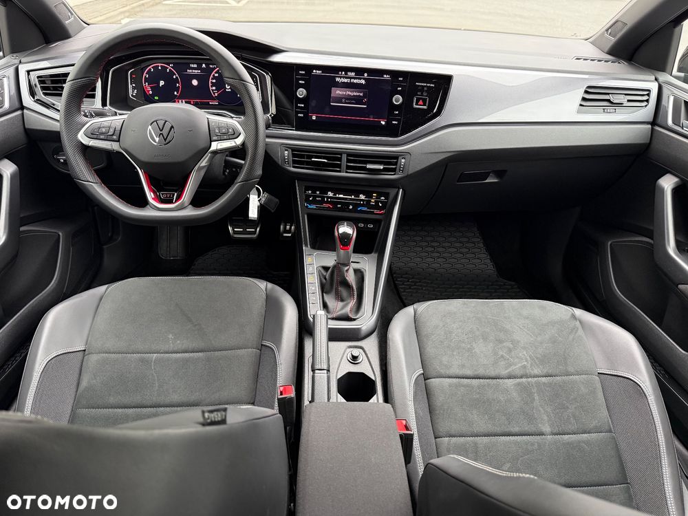 Volkswagen Polo - 11