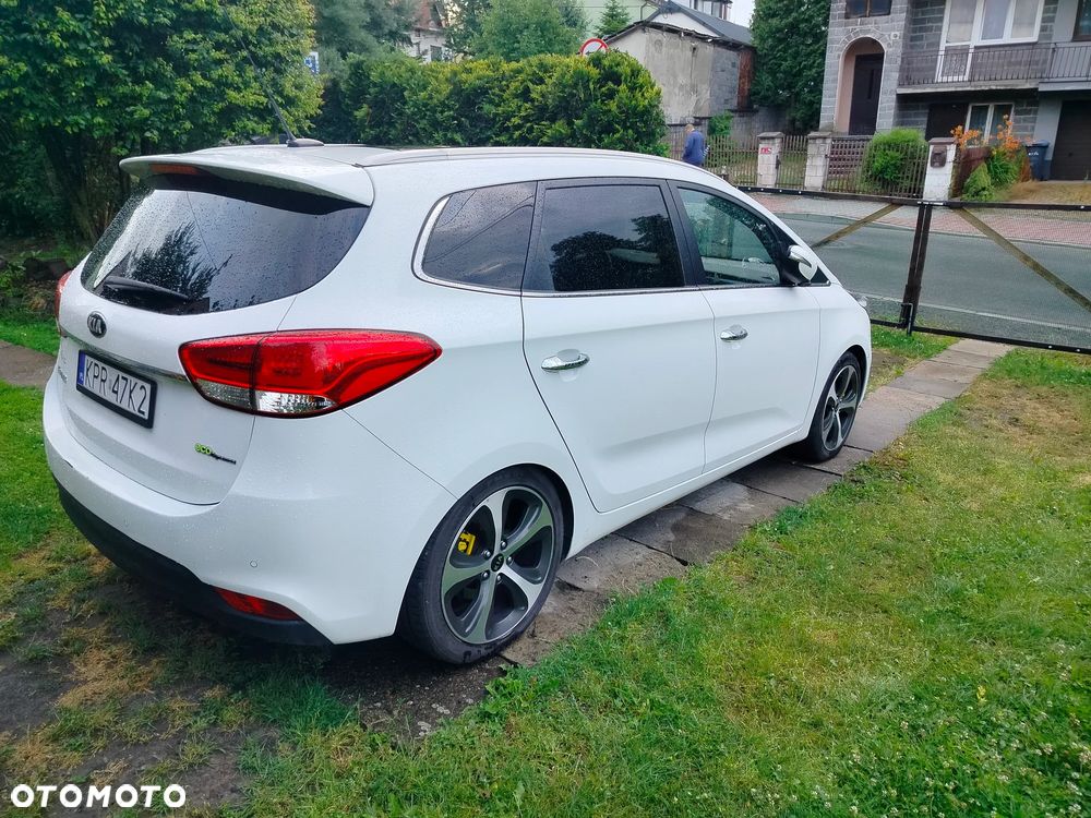 Kia Carens 1.7 CRDi Spirit - 2