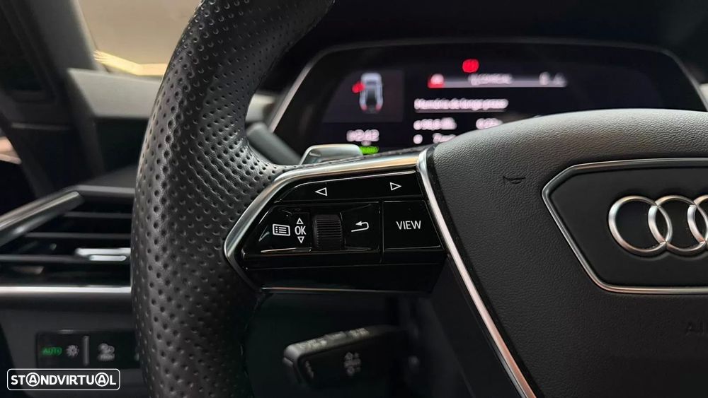 Audi e-tron GT quattro - 13