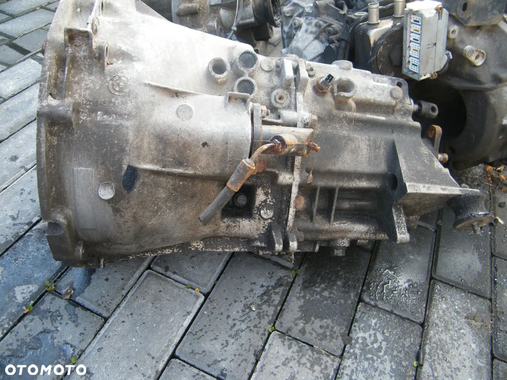 Skrzynia biegów manualna S5D 250G BMW E36 1.8 B 115km - 2