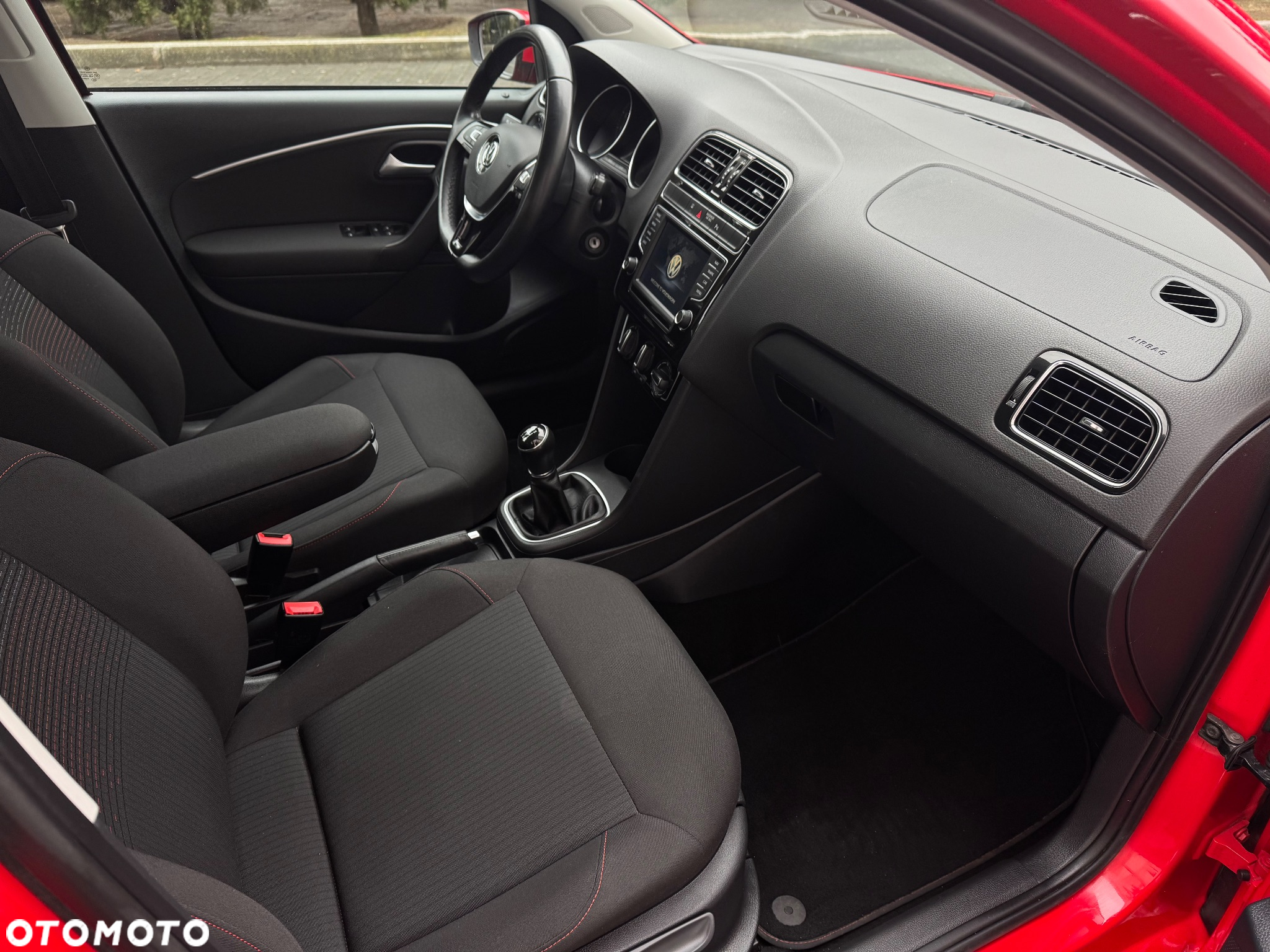 Volkswagen Polo - 16