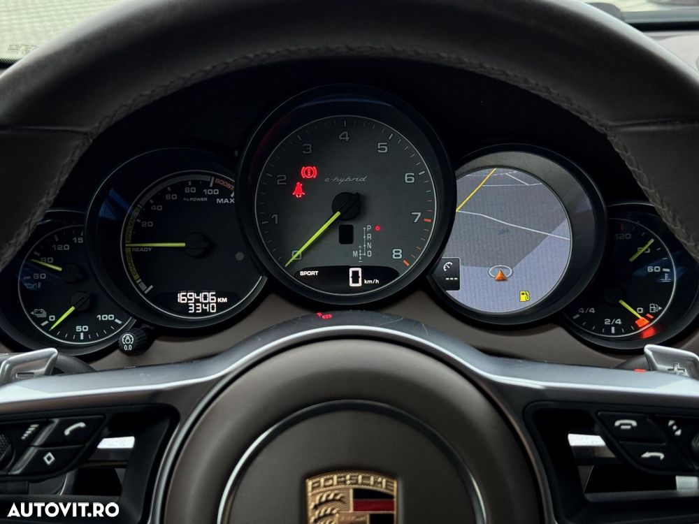 Porsche Cayenne - 20