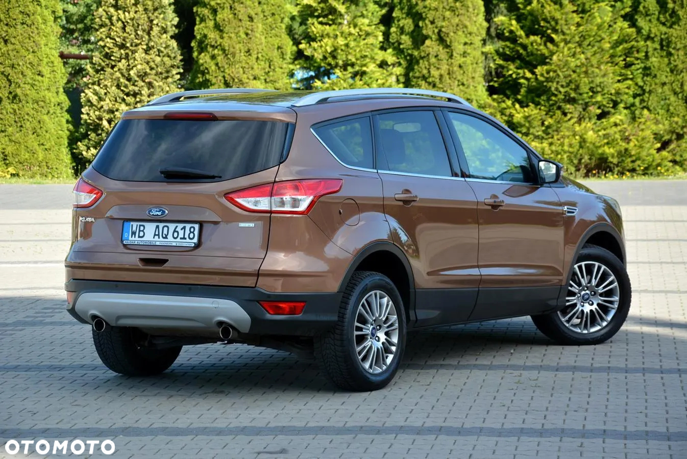 Ford Kuga 1.6 EcoBoost 2x4 Titanium - 11