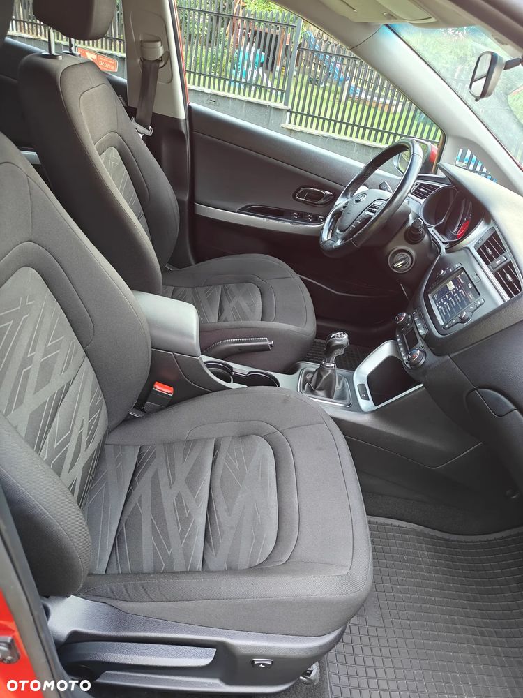 Kia Ceed 1.4 L Business Line - 30