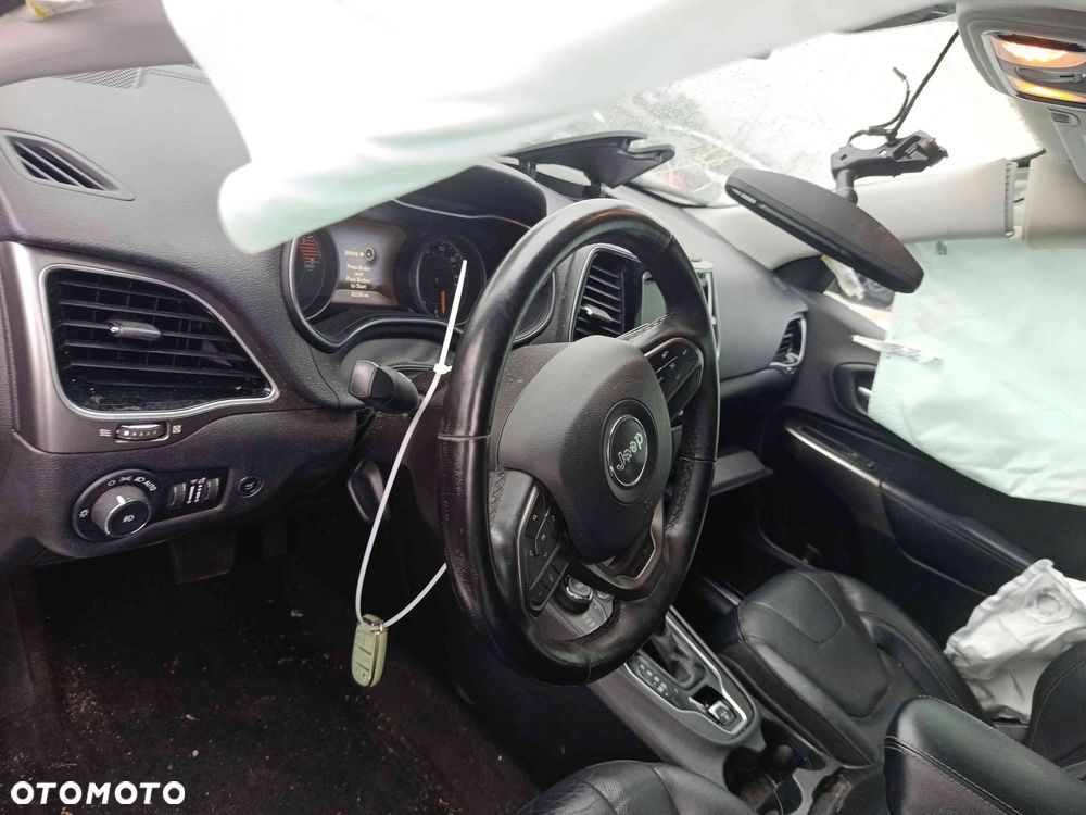 Jeep Cherokee 3.2 V6 Pentastar Active Drive I Automatik Limited - 15